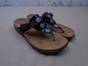 Womens Orthoheel Sandals Floral Metallic Thong Rhinestone Sz 8 Orthopedic Spain